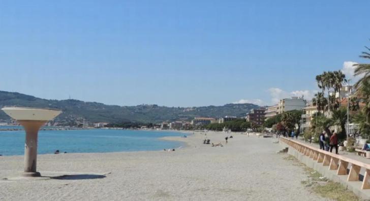 סן ברתולומיאו אל מארה Condominio Ariazzurra S. Bart. מראה חיצוני תמונה